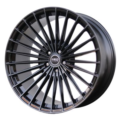 22x10 GOAT 5x139.7 CB+M